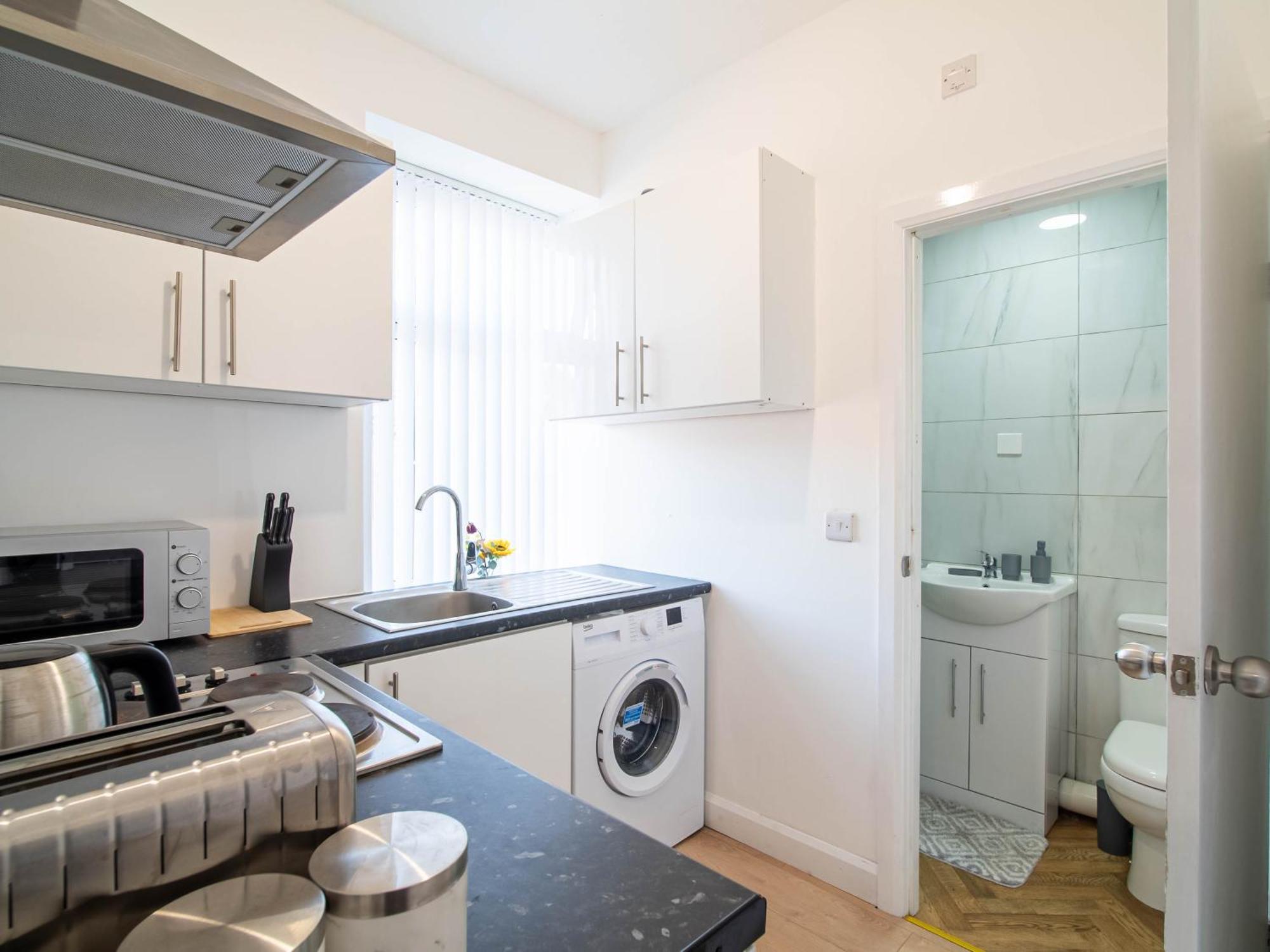 Belgian Studio Apt 2 Huddersfield Eksteriør billede